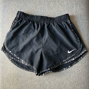 Nike Tempo DRI - FIT Short